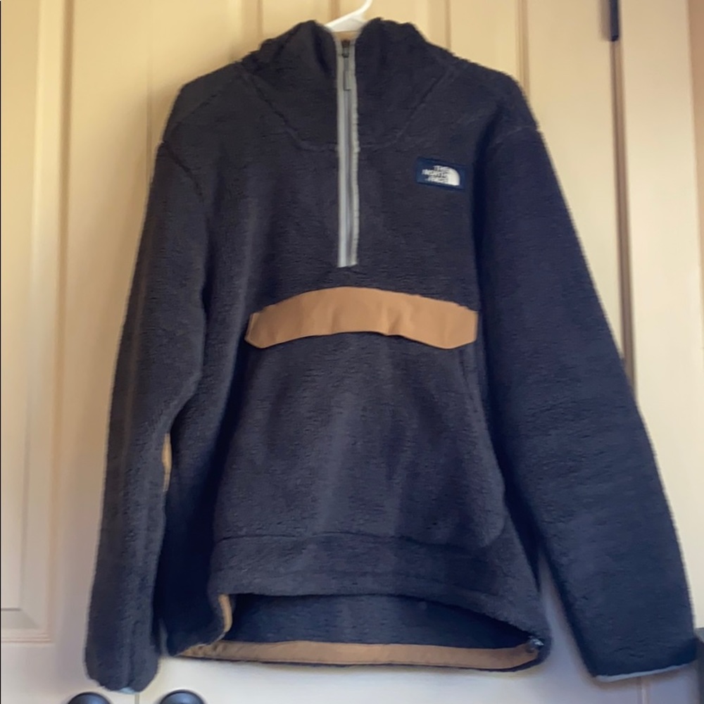 NorthFace Men’s Campshire Pullover Hoody, 1/4 Zip